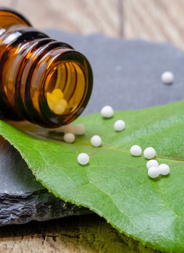 globules, homeopathy, naturopathy-3163133.jpg